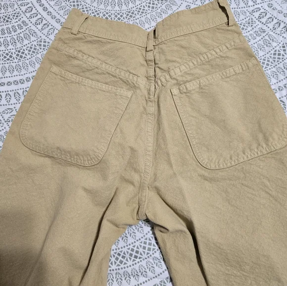 Jesse kamm womens jeans, size 2. Like new.